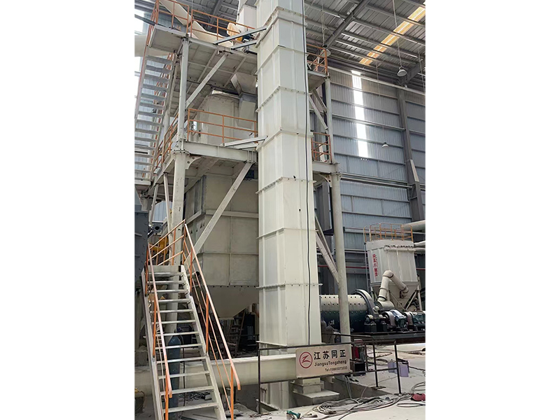 NE板链式提升机